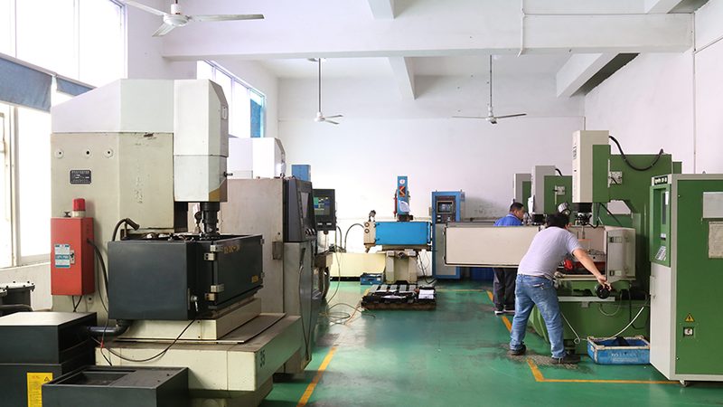 塑胶模具定制厂家哪家好
